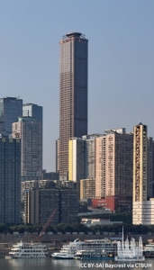 unitedinternationalmansion_ext-context_(cc__by-sa)baycrest