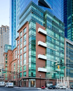 hudsongreene_ext-overallclose_(c)ariburling-alanschindler