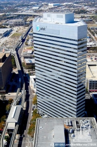 atttower_ext-overallaerial_(cc-by-sa)lonestarmike