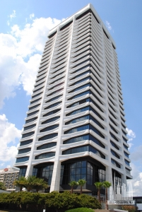 riverplacetower_ext-lookingup