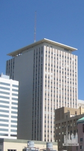 225_Baronne_Street,_cropped