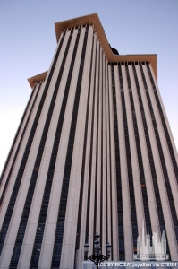 worldtradecenter_ext-lookingup_(cc-by-nc-sa)jayallen