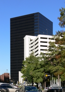 Dallas_Plaza_of_the_Americas_1