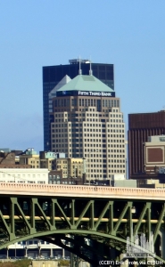 fifththirdbank_ext-far_(ccby)erik__drost