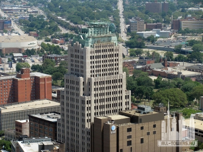1200px-AT&T_Huron_Rd_building