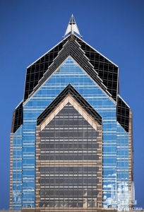 twolibertyplaza_exterior-detailtop_(c)rainerviertlbock