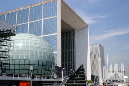 la-grande-arche_ext-sideview_(c)stevenhenry