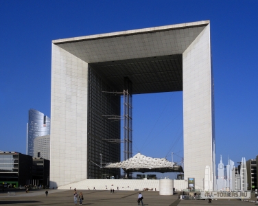 La_Grande_Arche_de_la_Défense