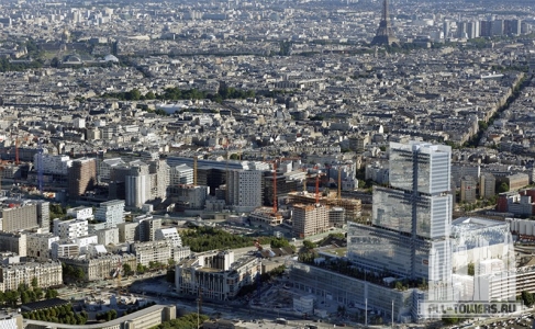 palaisdujustice_ext-context-fromabove_(c)rpbw