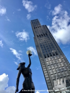 newworldcentre-hk_ext-lookingup_-28c-29new__world__developemt__company_limited