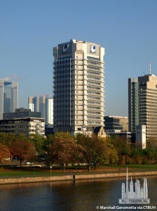 wiesenhi-ttenstrai-e-2-12_marshall-gerometta1