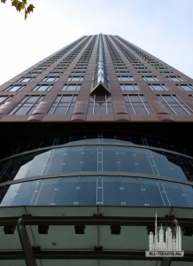 messeturm_exterior-lookingup_(c)marshallgerometta