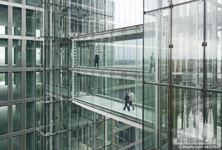 highlighttower_ext-detailbridge_(c)rainerviertlbock