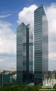 highlighttower_ext-overall2_(c)rainerviertlbock