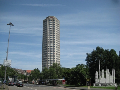 8283918300_2b2338a6d3_b