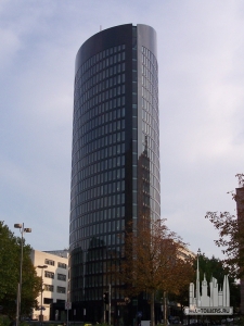 rwetower_ext-overallfromstreet