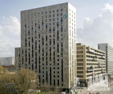 86fb68f3-d031-7807-a10b-5fe5d5314b29