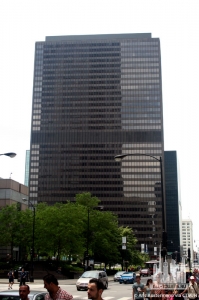 300southwacker_ext-overall_(c)aricaustermann