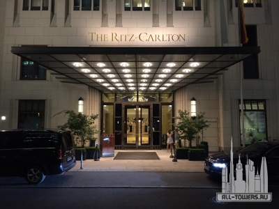 Ritz-Carlton-Berlin-Car