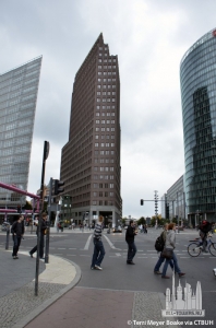 kollhofftower_ext-front_(c)terrimeyerboake