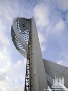 spinnakertower_ext-lookingup_(cc-by)editor5807