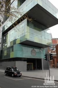 manchesterciviljusticecenter_ext-lookingup_(cc__by-sa)sunny__ripert