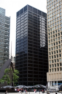 33ndearborn_ext-context_(c)aricaustermann