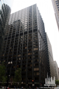 230wmonroe_ext-overall_(c)aricaustermann