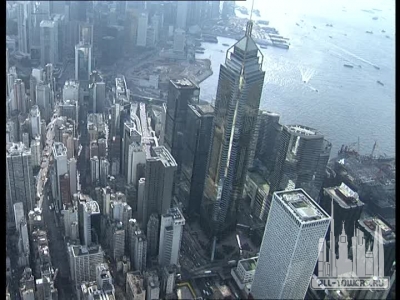 933288303-central-plaza-hong-kong-haze-city-view