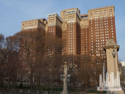 Chicago-Hilton-и-Towers (1)
