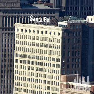 Santa-Fe-Building-Chicago-Illinois-July-2005-001-1000x1000