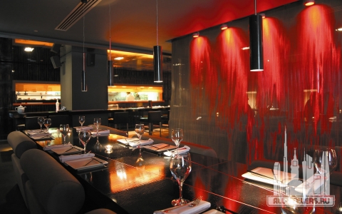 ChinoLatino3_PPLm2_1920x1200bg-rev