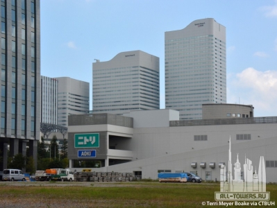 queen-s-tower-b_terri-meyer-boake1