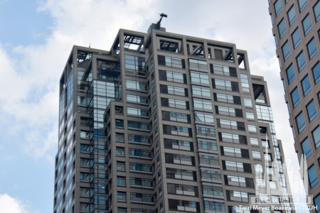 new-japan-oil-building_terri-meyer-boake3