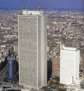 sunshine-60-ikebukuro-building-in-tokyo