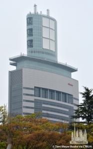 ntt-docomo-tohoku-building_terri-meyer-boake2