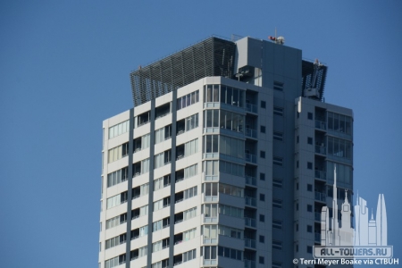 d-grafort-osaka-n-y-tower-higobashi_terri-meyer-boake1