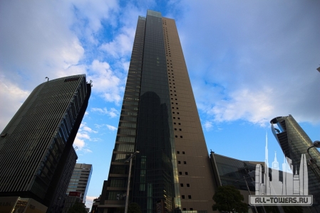 Midland.Square.640.33879