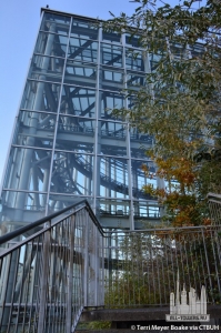 acros-fukuoka-prefectural-international-hall_terri-meyer-boake13