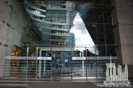 acros-fukuoka-prefectural-international-hall_terri-meyer-boake7