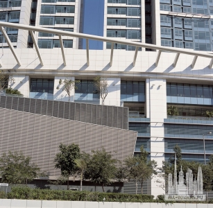 theharbourside_exterior-entrance_(c)pt-group