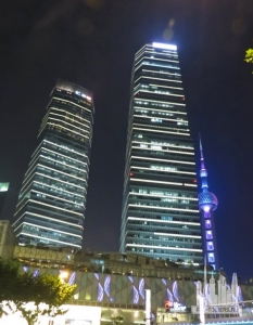 shanghaiifc_ext-night1(c)tm