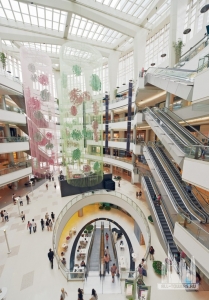 plaza66_interior-retail_(c)kohnpedersenfox