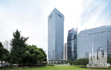 taipingfinancialtower_ext_overall_park_(c)nacasa_and_partners_inc