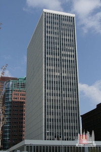 Photo_FinancialCenter_south-westside_des_moines_usa_2008-04-27