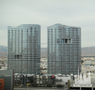 Panorama_Towers_-_East_-_2010-03-06