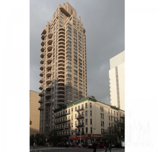 Kingsley_Condominiums