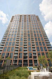 chicago-the-gallery-on-wells-card