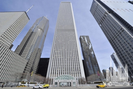 skyline-architecture-blog-aon-center-4