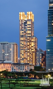 thehansar_ext-facadelight_(c)patrickbingham-hall